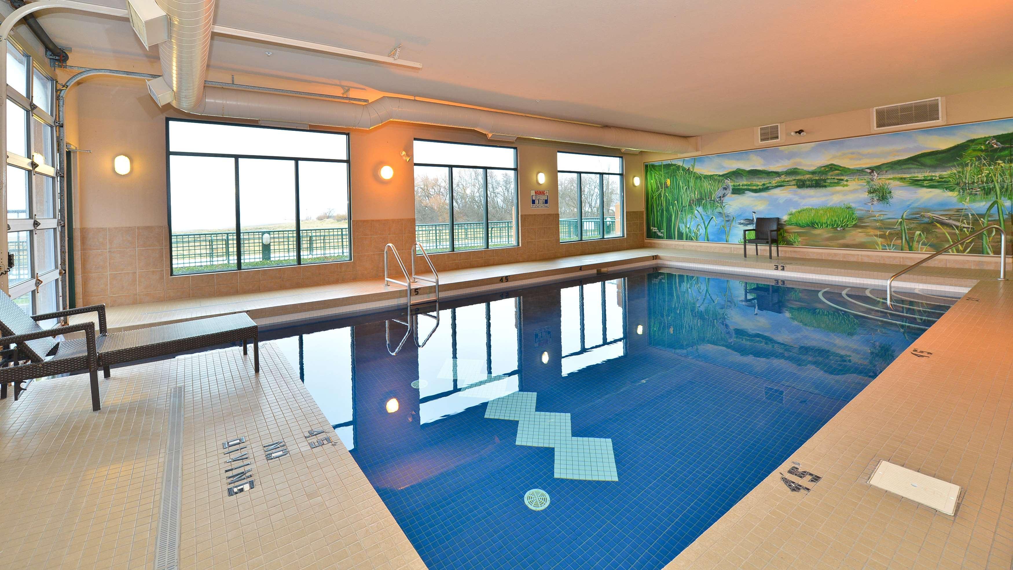 Prestige Harbourfront Resort, Worldhotels Luxury Салмон Арм Удобства фото